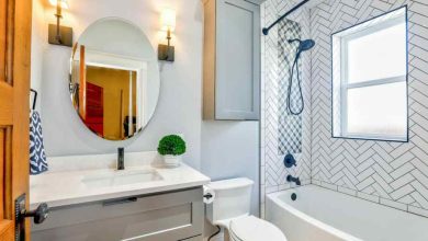 Idées de rénovation pour petite salle de bain : astuces gain de place-Le Home Staging